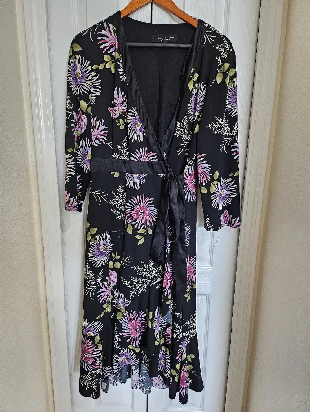 Beata Studio Los Angeles Floral Wrap Dress Size 14 Black Pink Midi Made in USA. - Picture 3 of 15